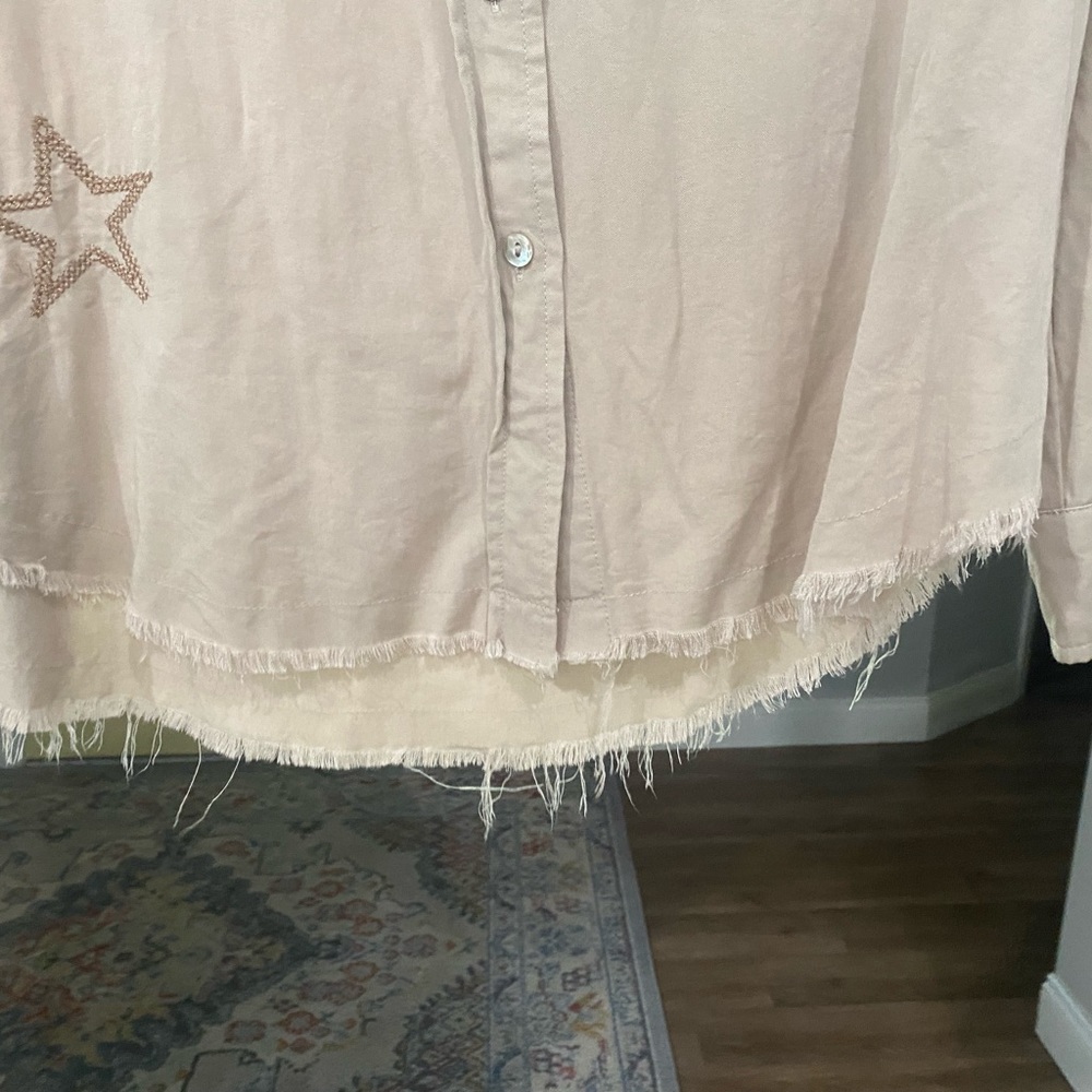 Moving Forward Designs Button Down - Picture 4 of 7